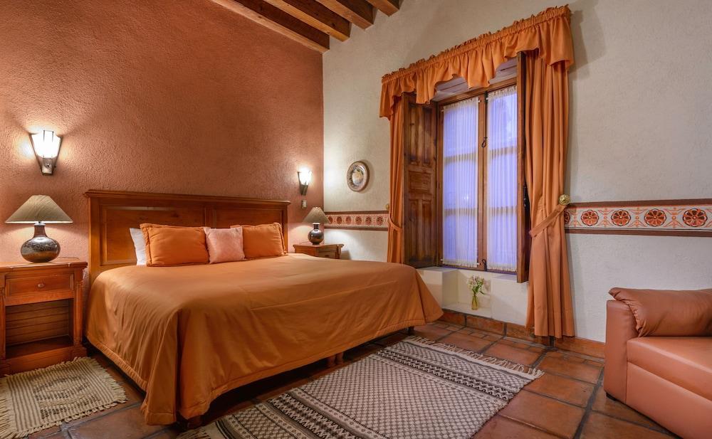 Hotel Pueblo Magico Patzcuaro Bagian luar foto