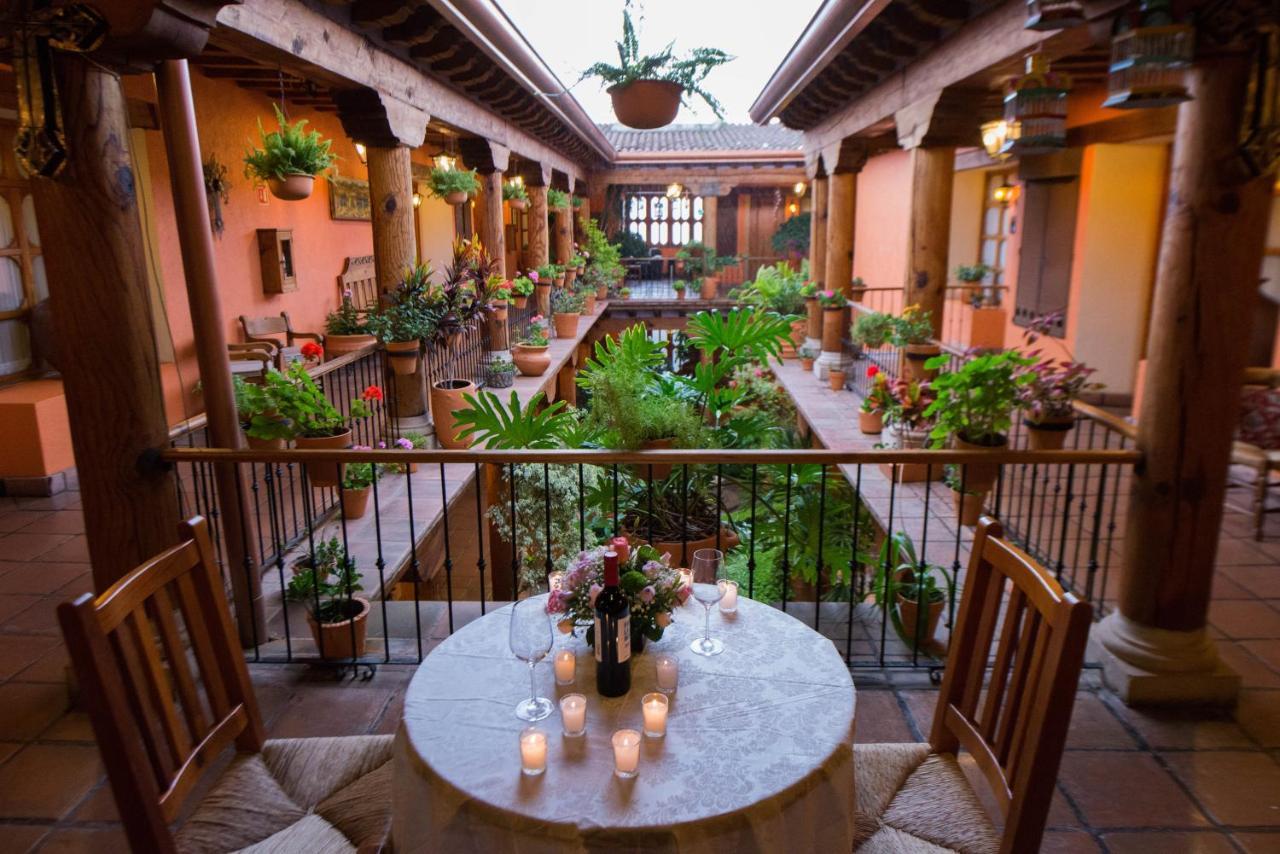 Hotel Pueblo Magico Patzcuaro Bagian luar foto