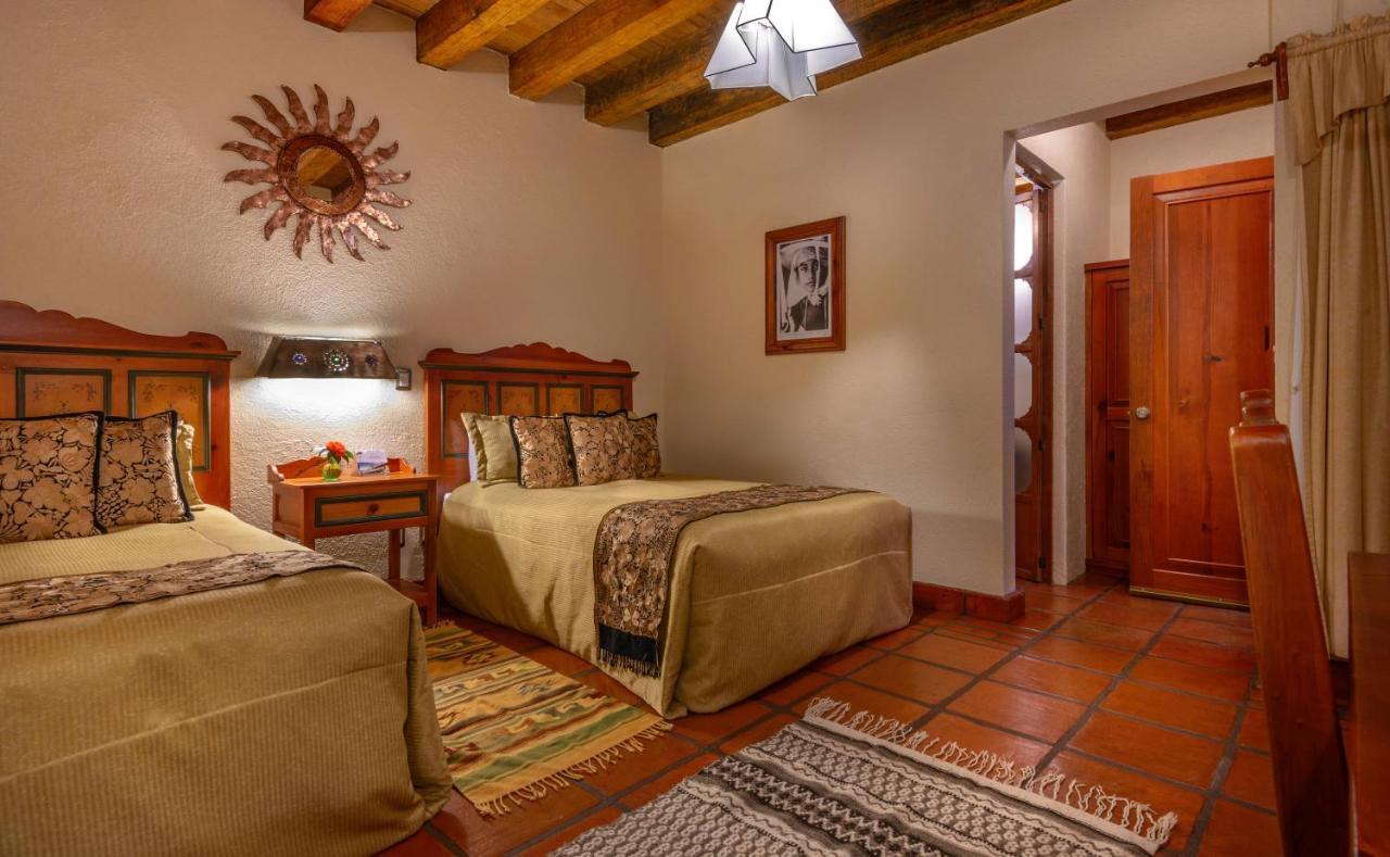 Hotel Pueblo Magico Patzcuaro Bagian luar foto
