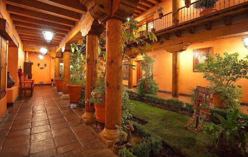 Hotel Pueblo Magico Patzcuaro Bagian luar foto