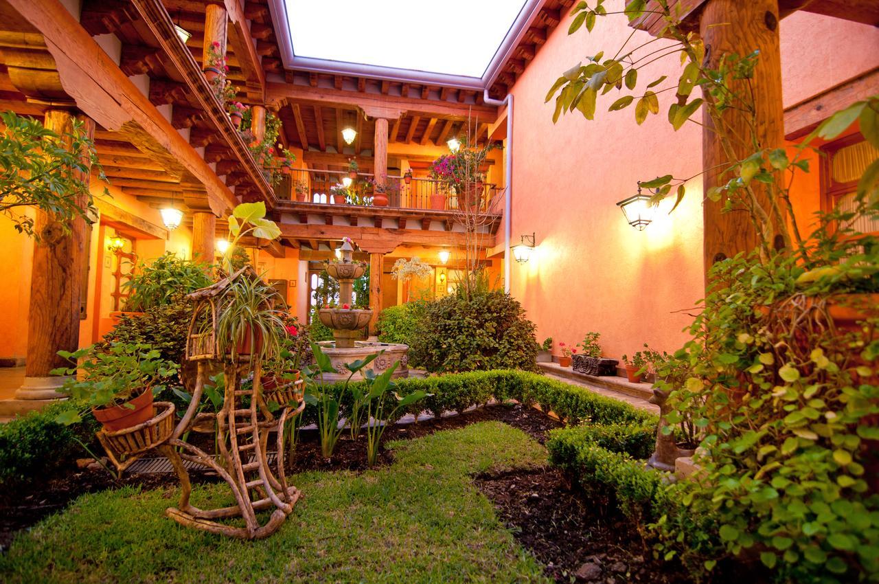 Hotel Pueblo Magico Patzcuaro Bagian luar foto